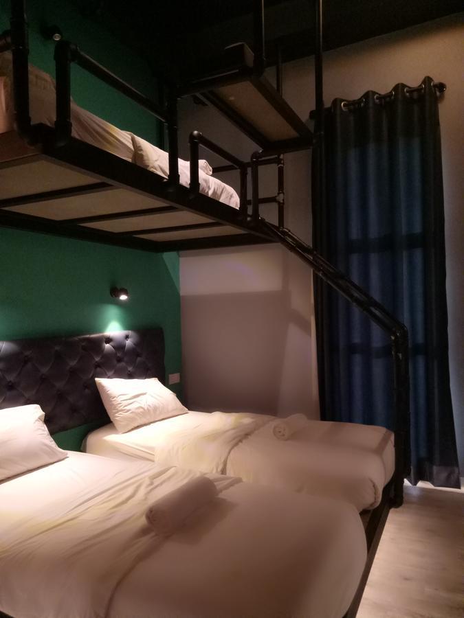 Tube Hotel Klebang Melaka المظهر الخارجي الصورة