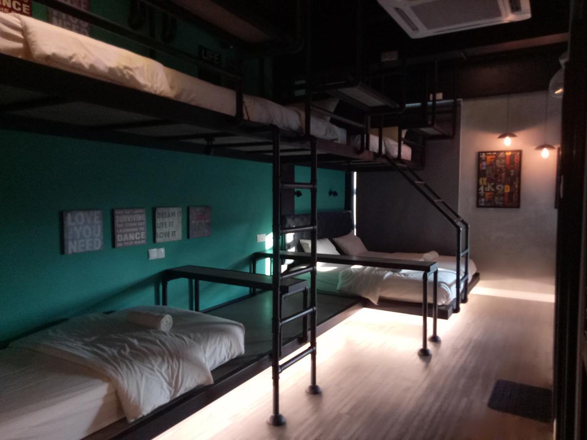 Tube Hotel Klebang Melaka المظهر الخارجي الصورة